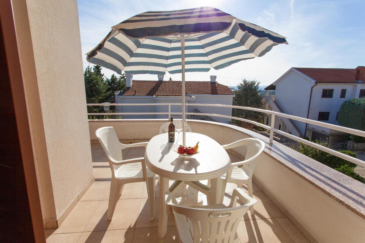 Apartman Vjekoslav Veglia Exterior foto