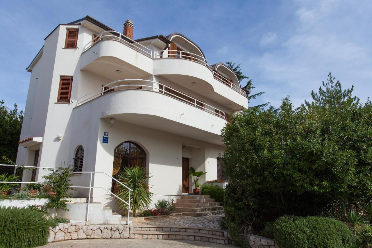 Apartman Vjekoslav Veglia Exterior foto